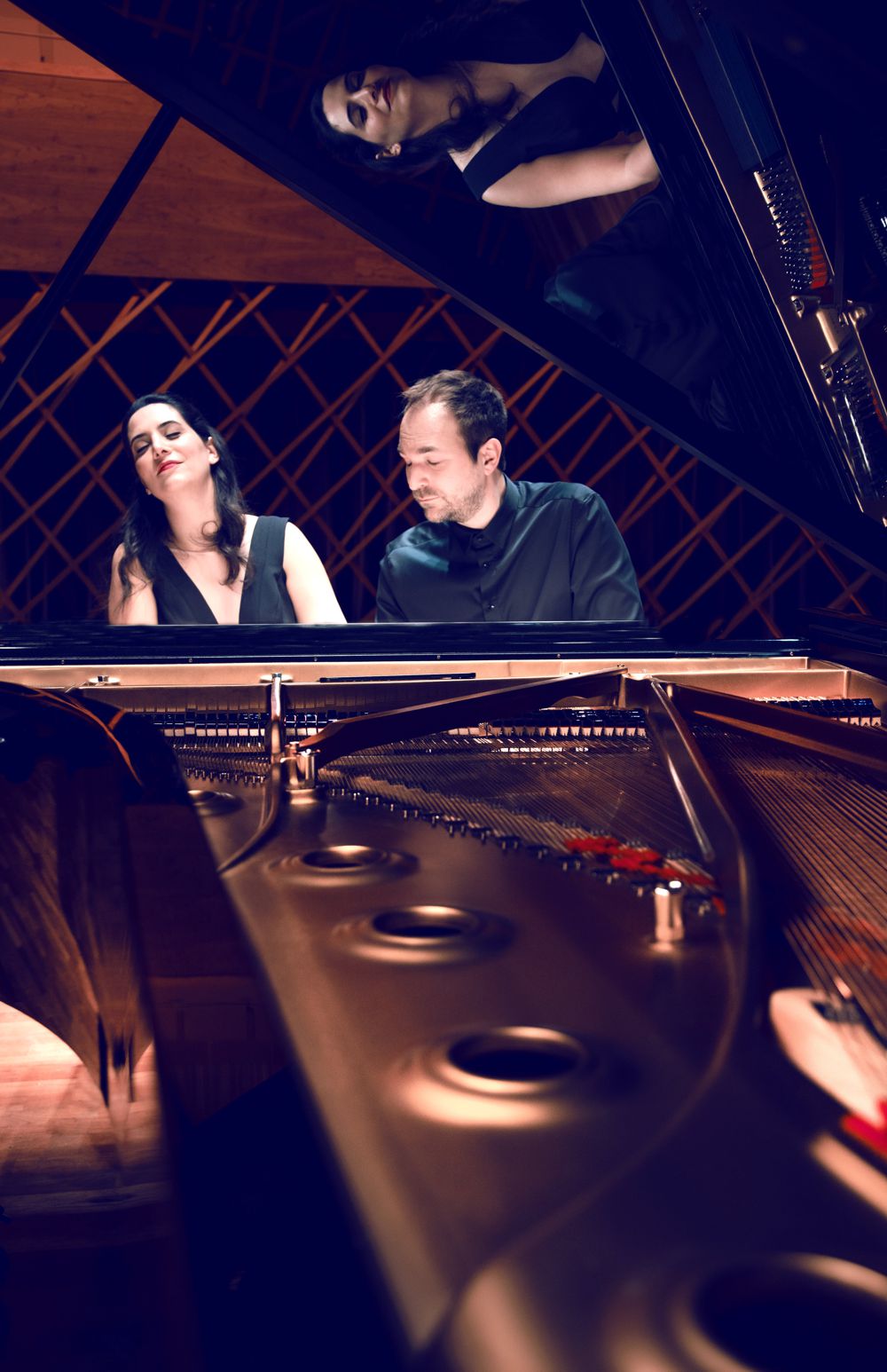 KLAVIERDUO GÜLRU ENSARI & HERBERT SCHUCH